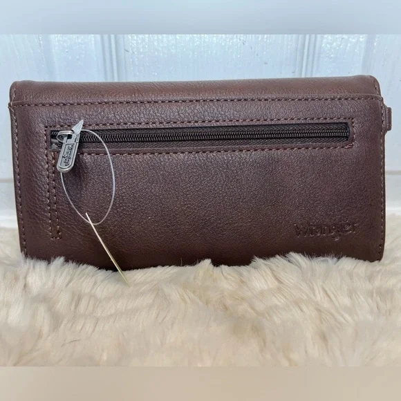 MONTANA WEST WRANGLER WOMEN’S WALLET CLUTCH NWT - Picture 2 of 12
